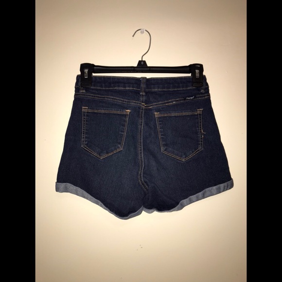 Small high waist shorts - Picture 2 of 2